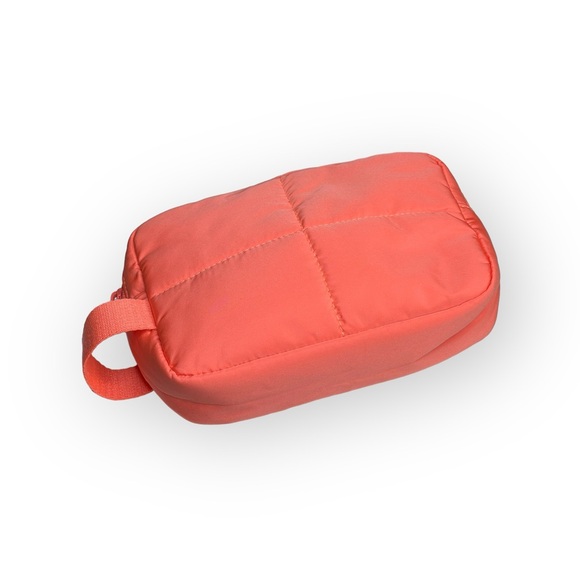 new Ulta ❤︎︎ Puffy Luxe Travel Zip Top Skincare + Makeup Case ❤︎︎ Coral Pink ❤︎︎ - Picture 12 of 16